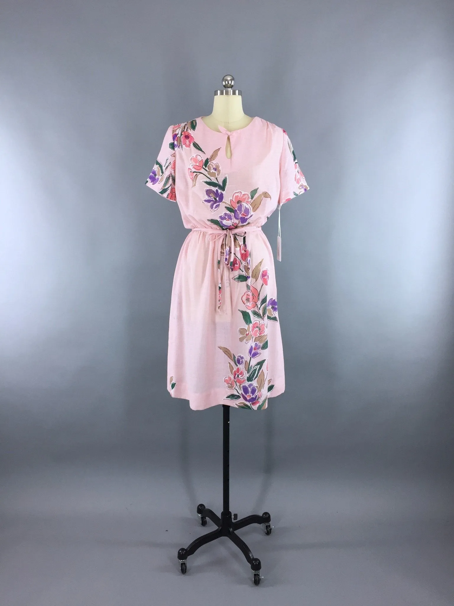 1980s Vintage Pastel Pink Floral Print Dress