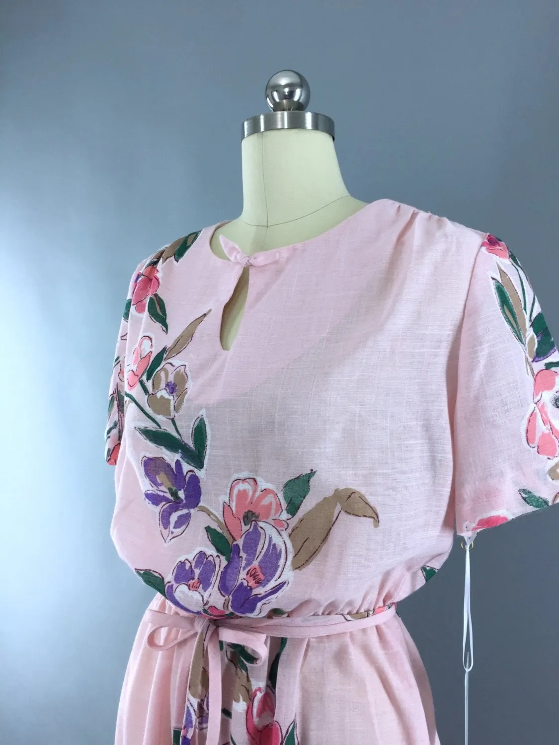 1980s Vintage Pastel Pink Floral Print Dress