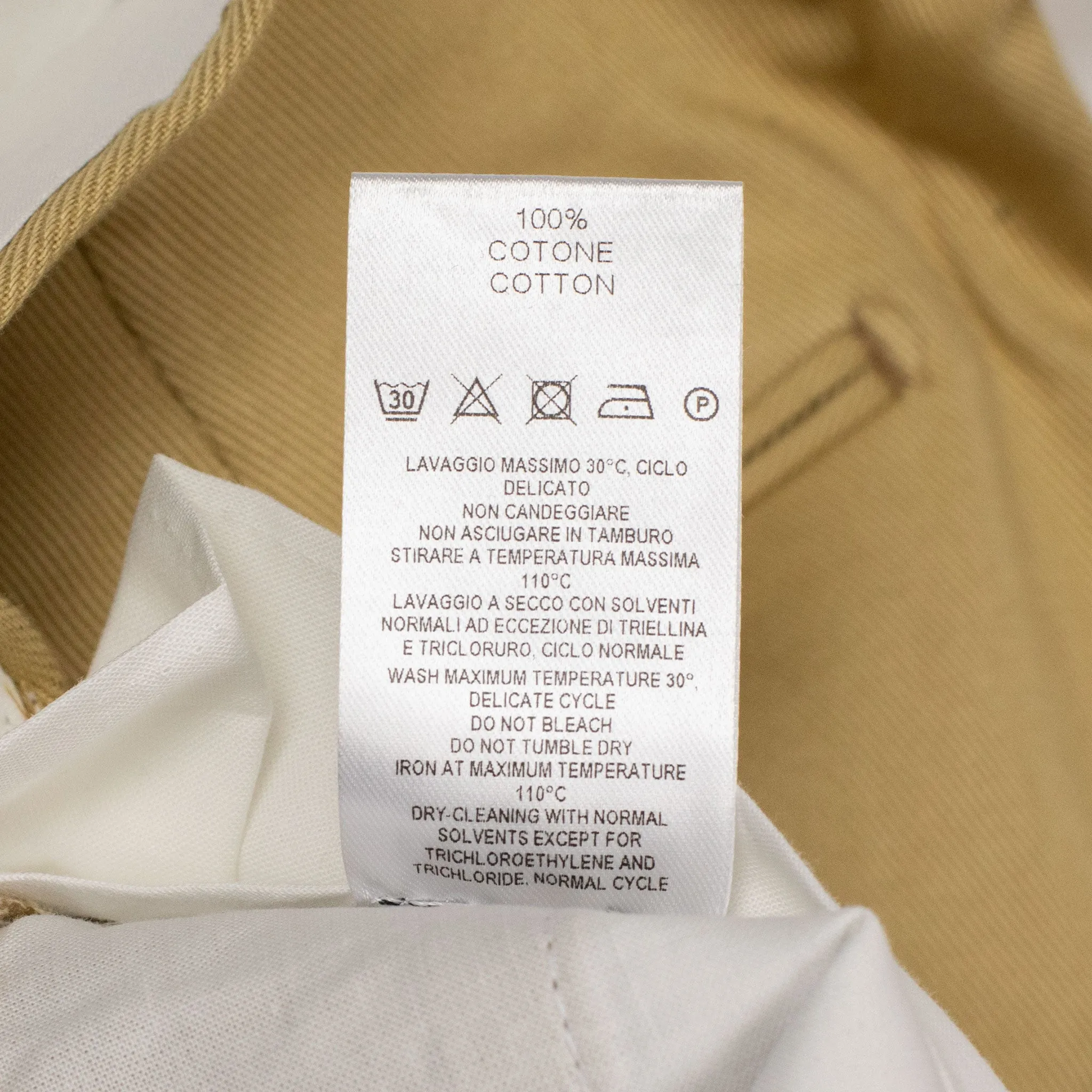 Aadolfo double-breasted suit in beige cotton twill