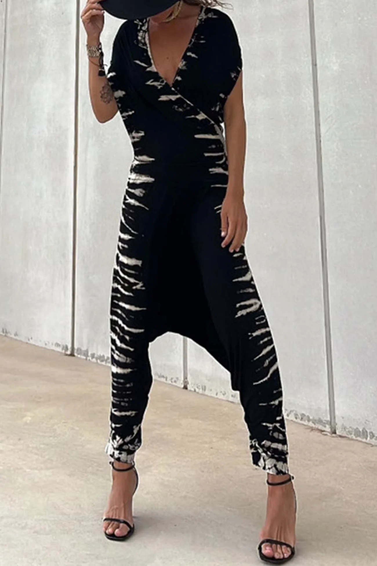 Contrast Halterneck Backless Jumpsuit