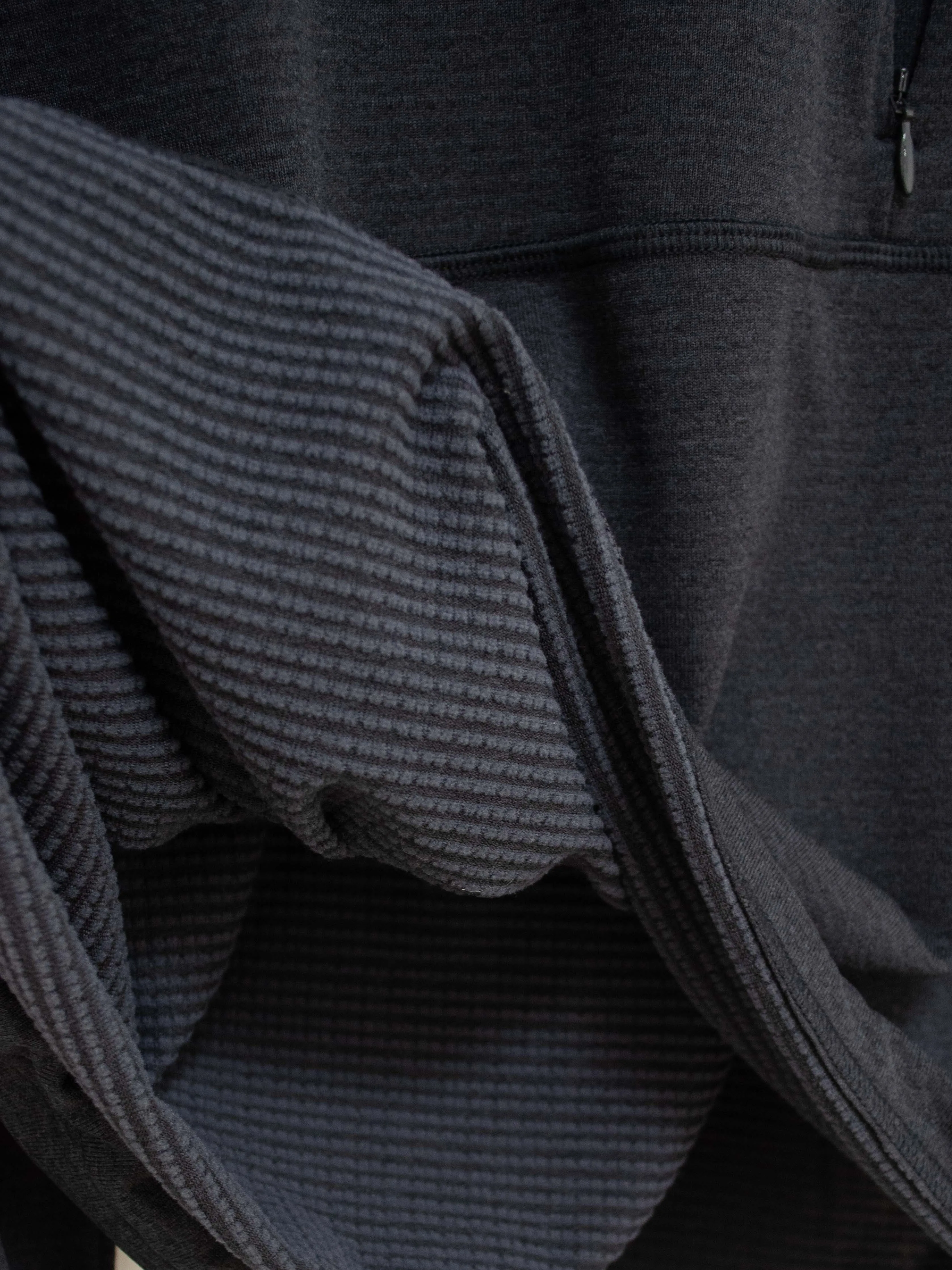 Light Powergrid Hoodie - Charcoal