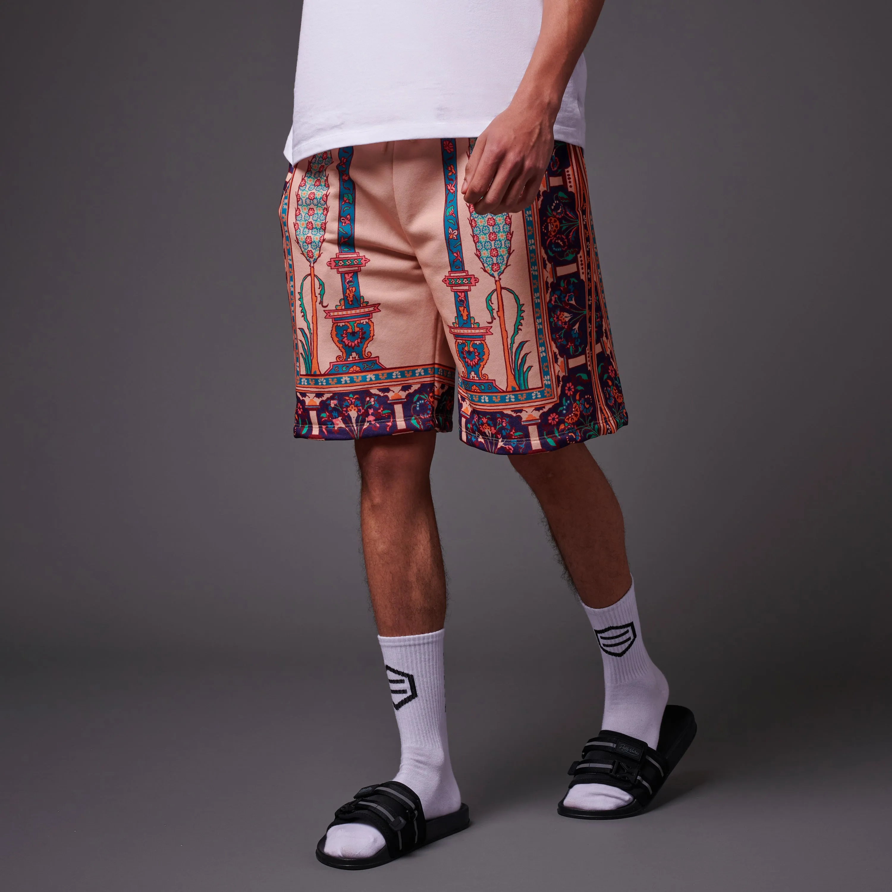 Persian Rug Sweatshorts Beige