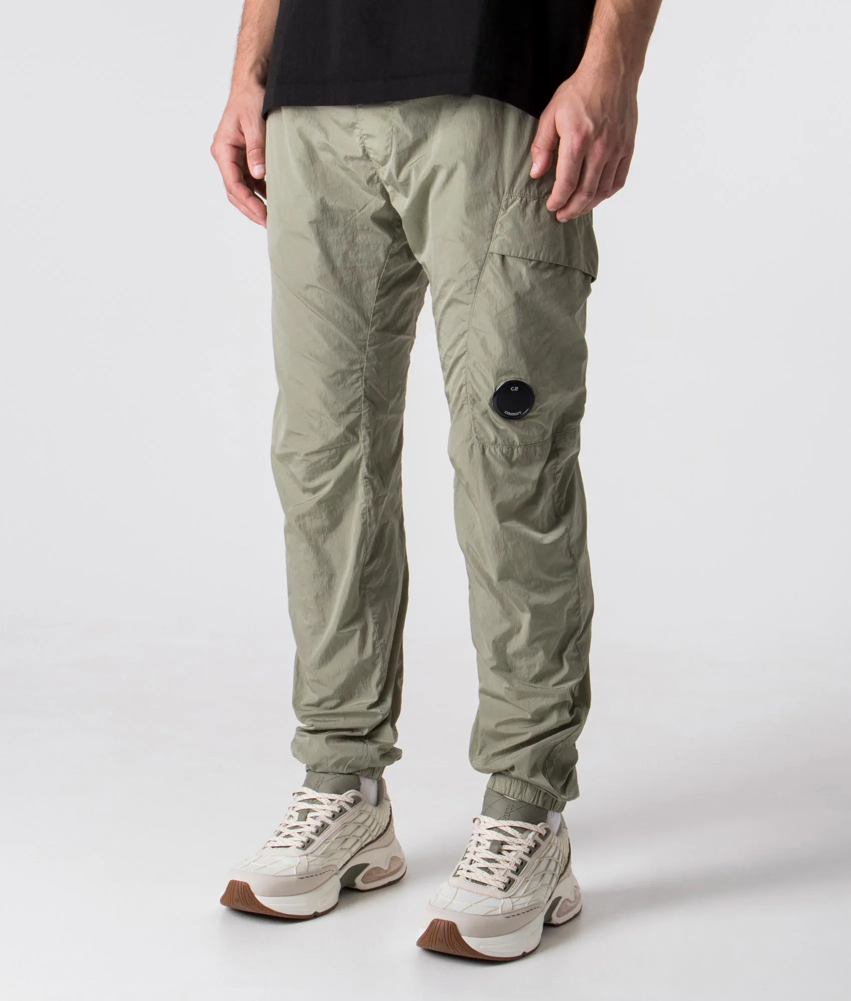 Regular Fit Chrome-R Pants