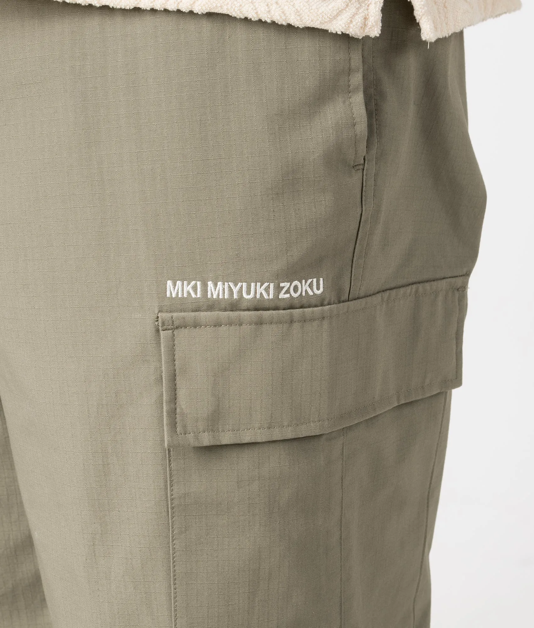 Relaxed Fit Ripstop Cargo Pants