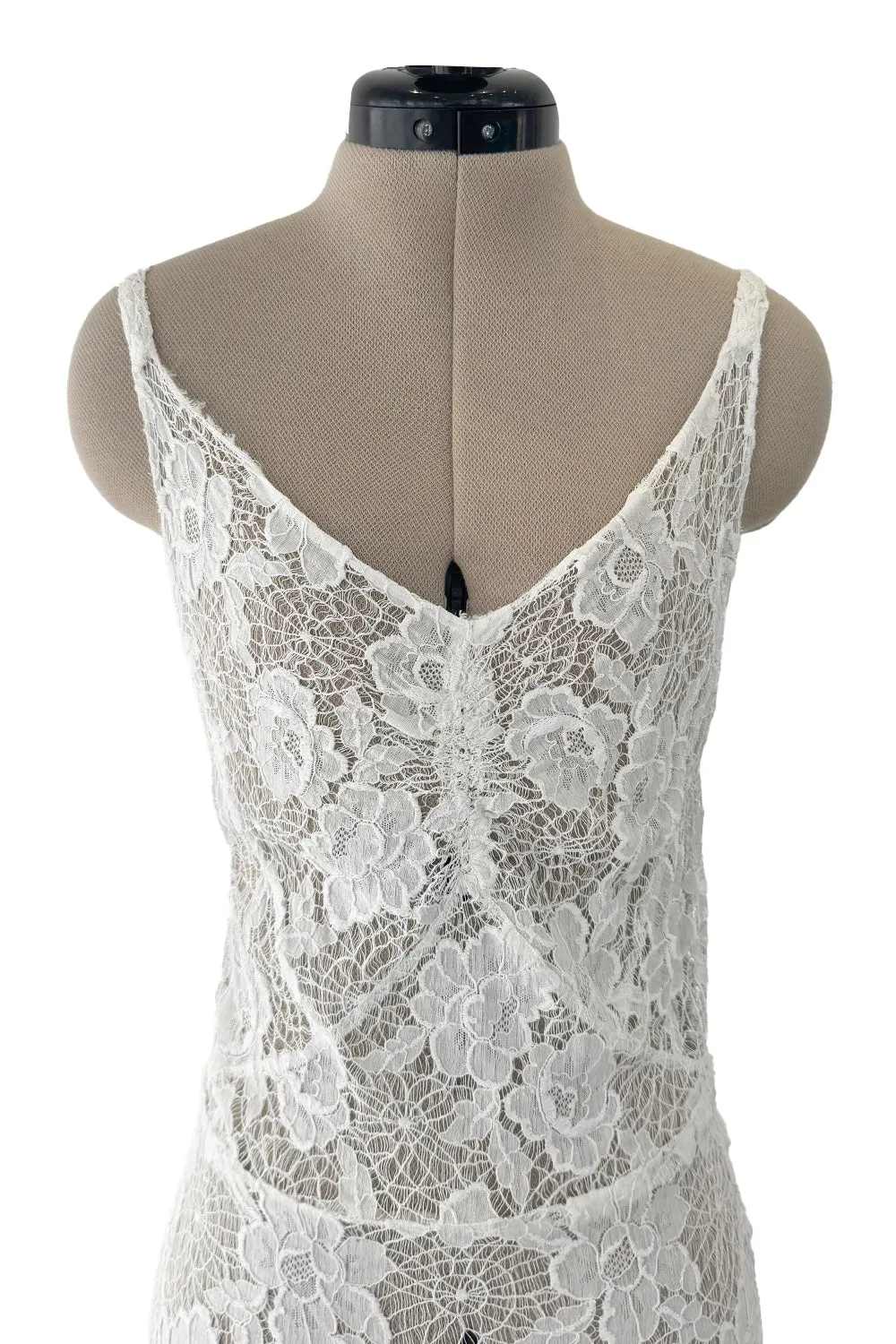 Romantic 1930s Unlabeled Intricate White Lace Unlined Dress w Flared Full Lower Skirting