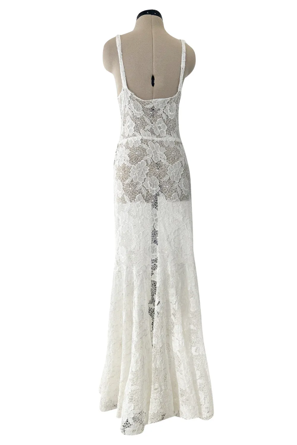 Romantic 1930s Unlabeled Intricate White Lace Unlined Dress w Flared Full Lower Skirting