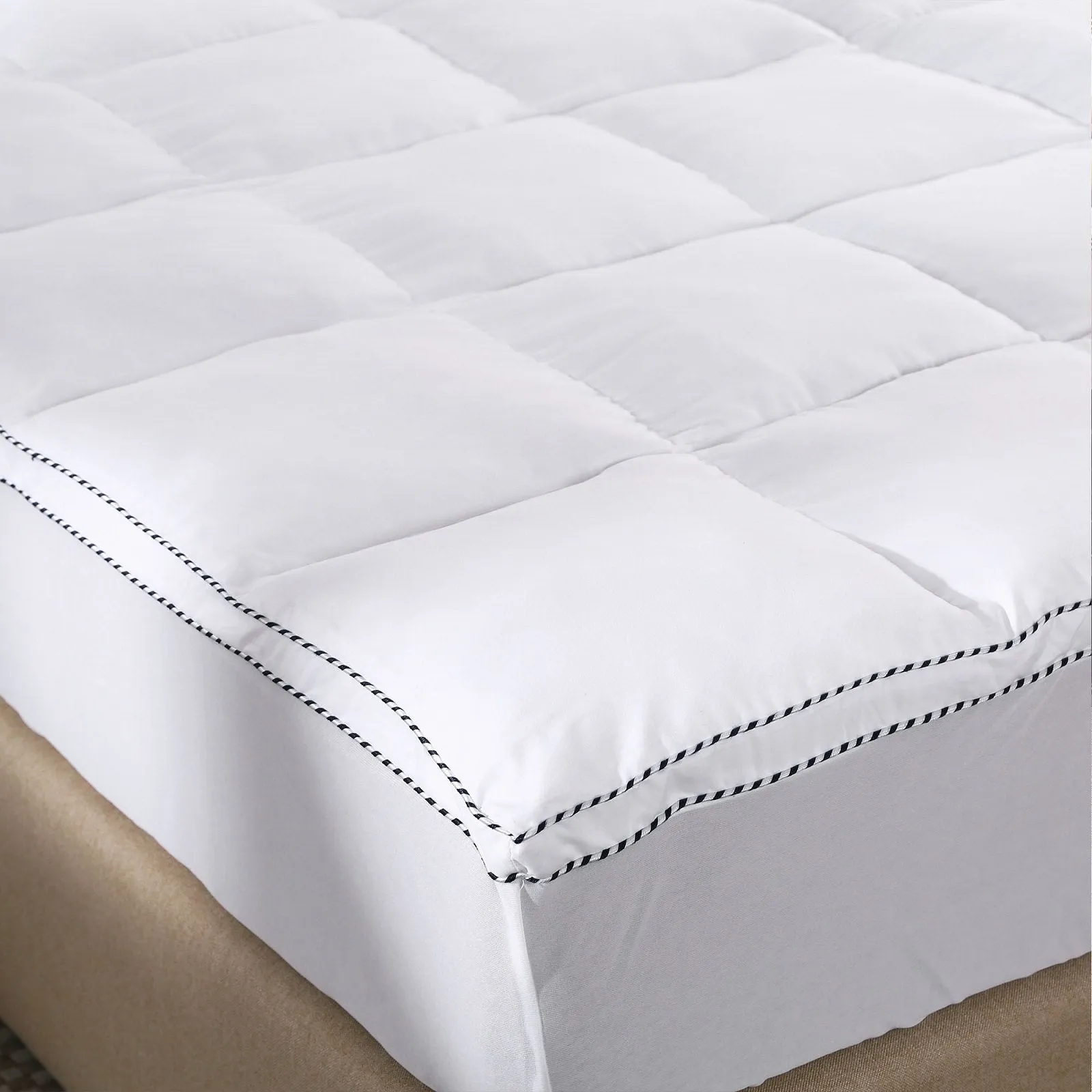 Royal Comfort 1000GSM Luxury Bamboo Fabric Gusset Mattress Pad Topper Cover Queen White