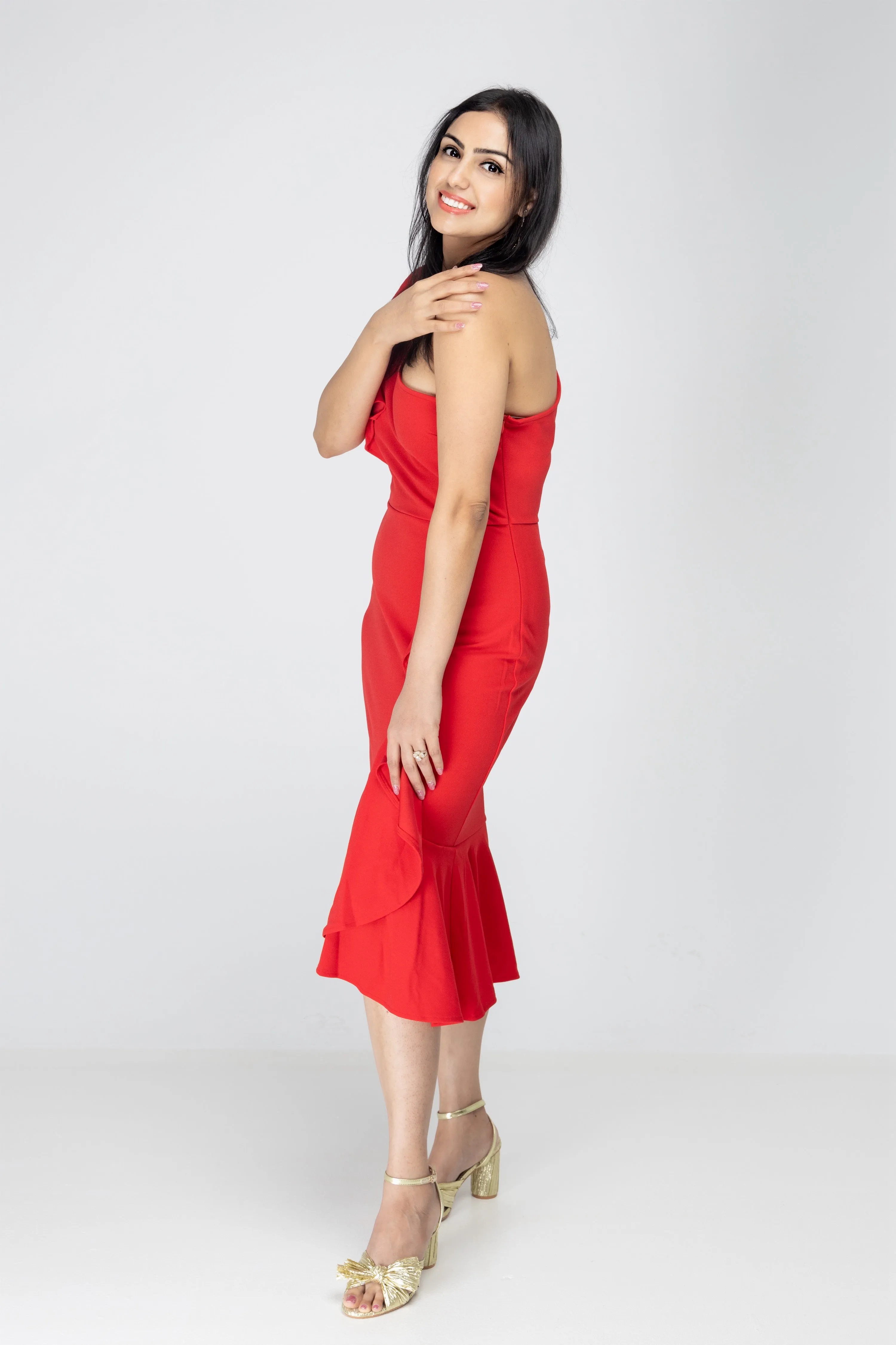 Scarlet Sway Midi Dress