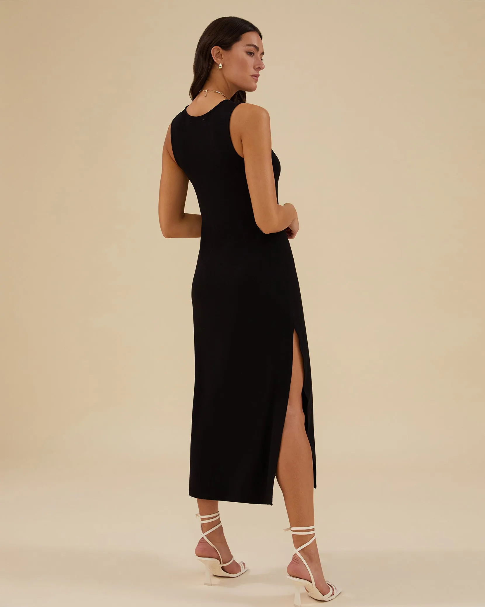 V-neck Muscle Midi Dress