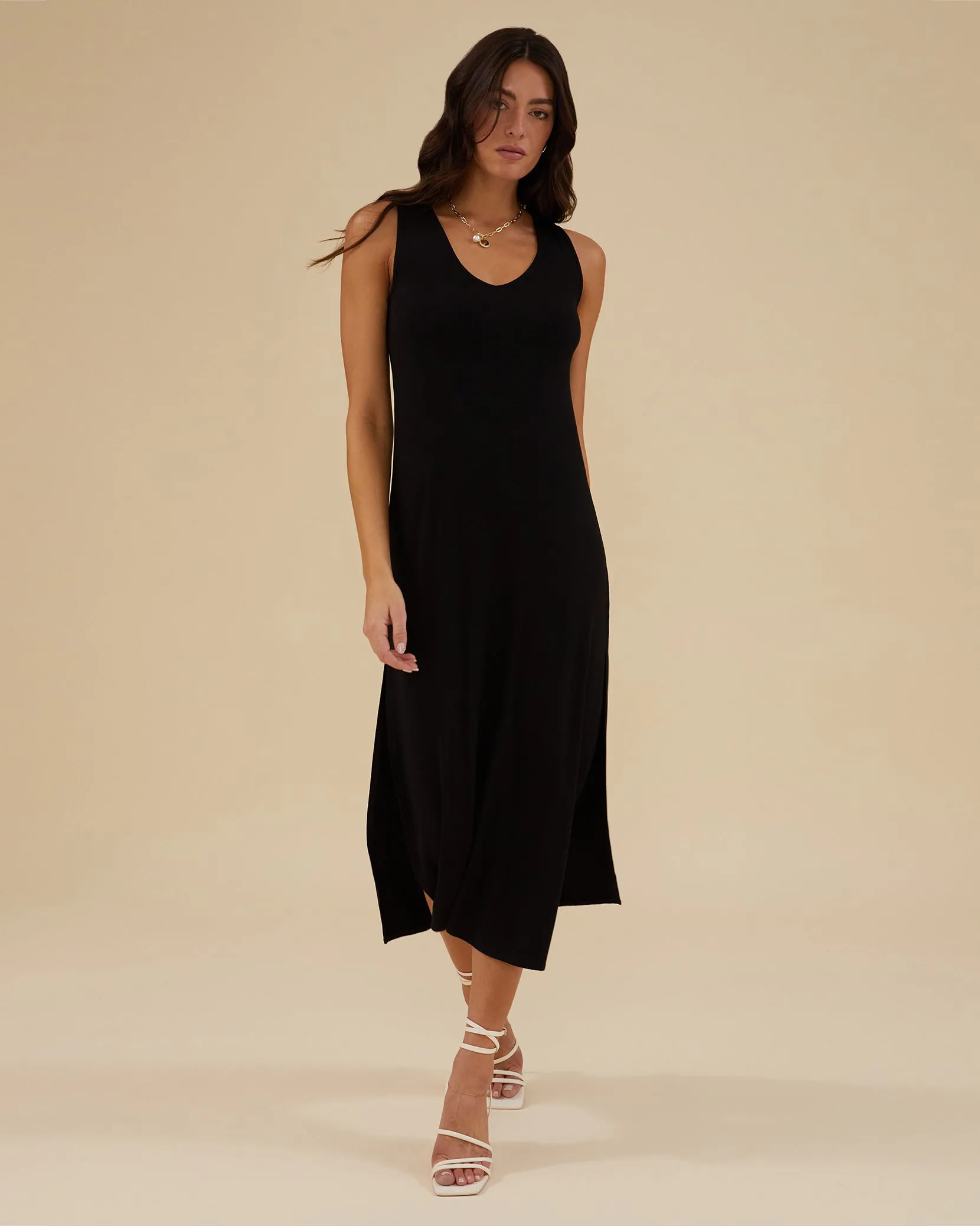 V-neck Muscle Midi Dress